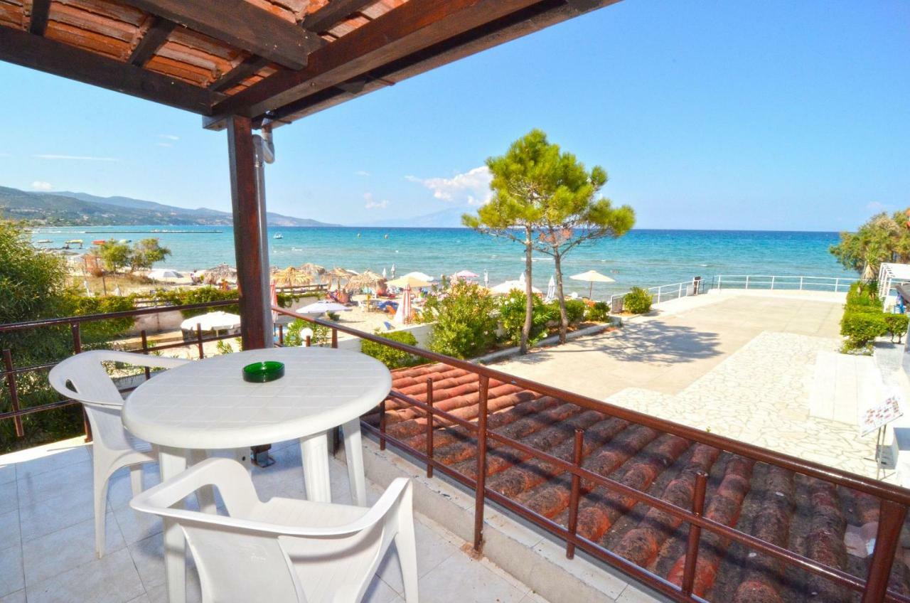Oasis Beachfront Studios & Apartments, By Zantewize Alikanász Kültér fotó